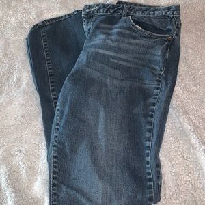 Maurices jeans